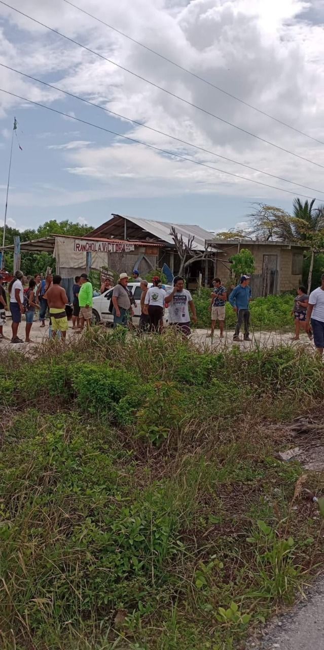 Intenta desalojar Policía Estatal con violencia a familias en Mahahual