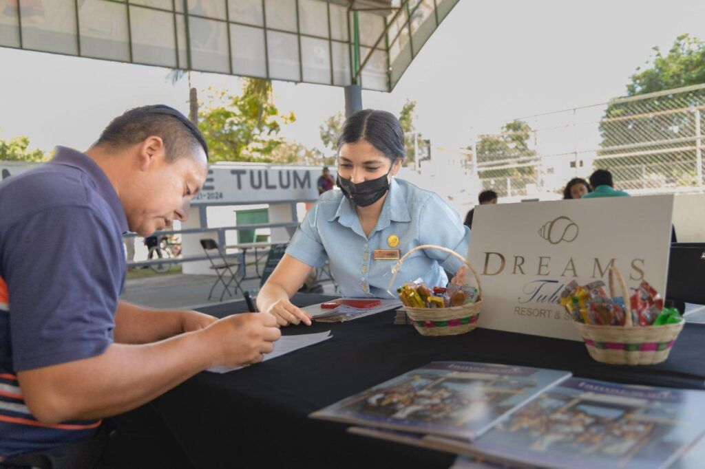 Tulum pone en marcha la Segunda Feria del Empleo 2022

