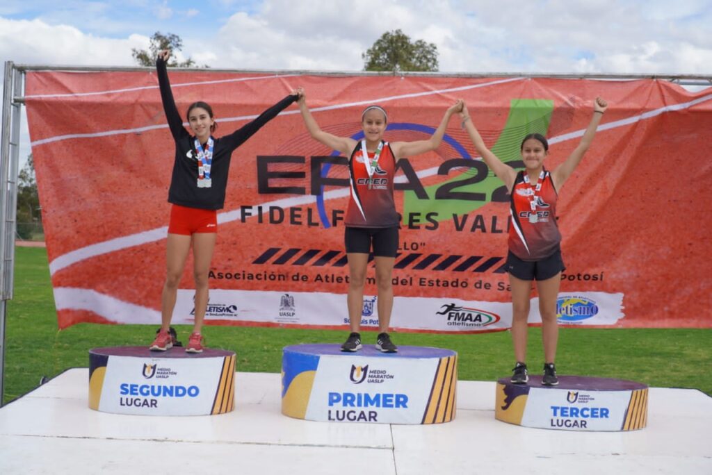 Logran quintanarroenses 8 medallas en el 9º Encuentro Potosino de Atletismo: COJUDEQ