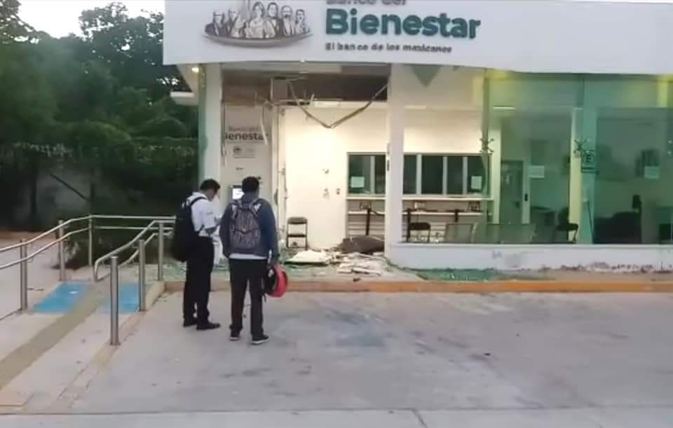 Intentan robar cajero automático del Banco del Bienestar en Chetumal 