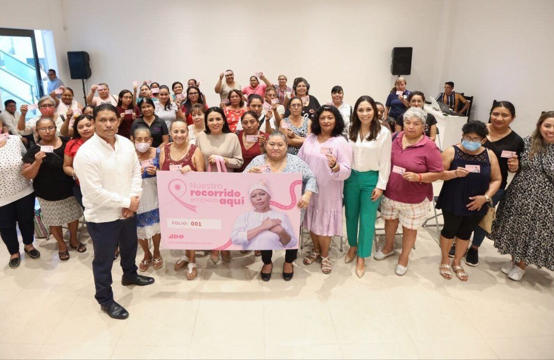Entregan pases para mastografías gratuitas a mujeres de Puerto Morelos