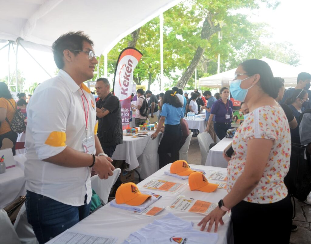 Con más empleos formales reducimos la brecha de desigualdad: STyPS