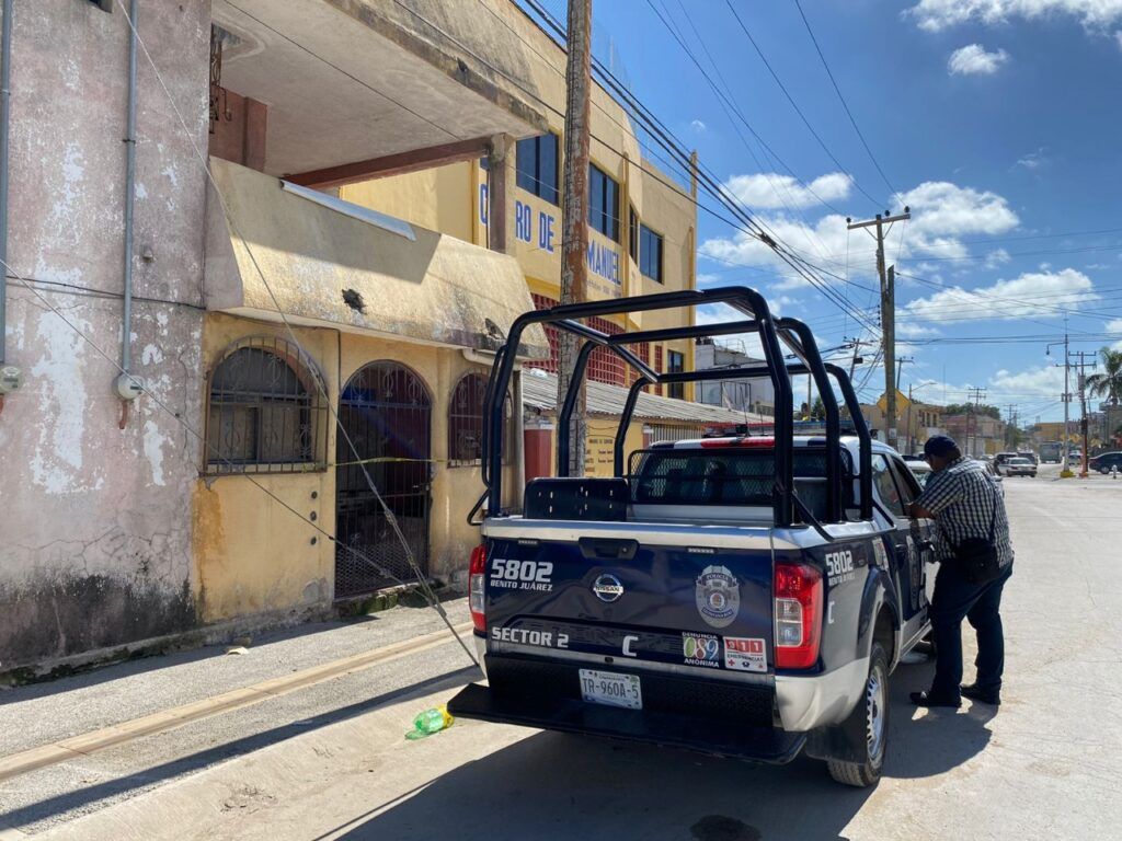 Hallan al cuerpo de un hombre asesinado en la calle Torcasita de Cancún