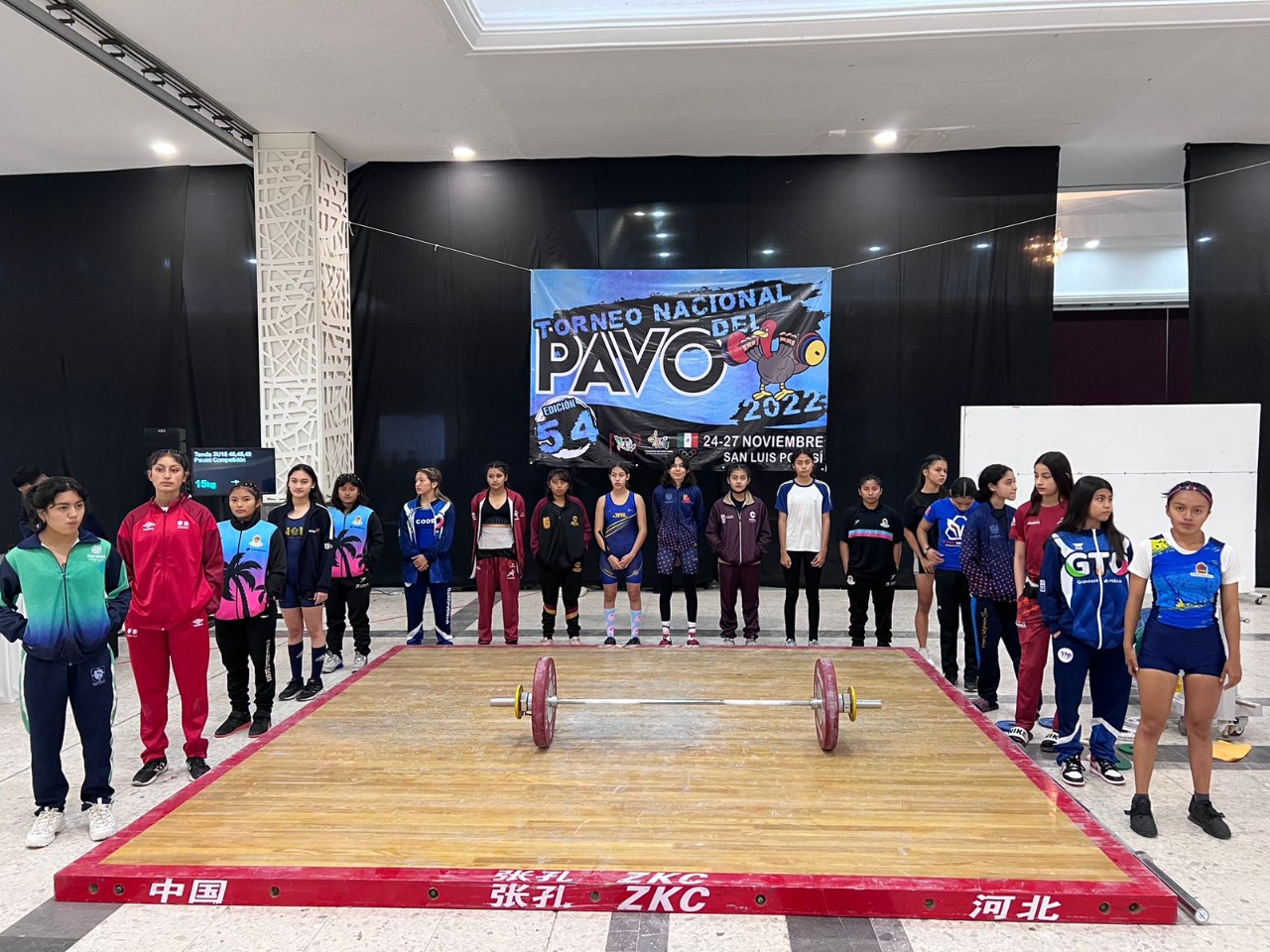Exitosa cosecha de medallas pesistas quintanarroenses en el tradicional Torneo del Pavo