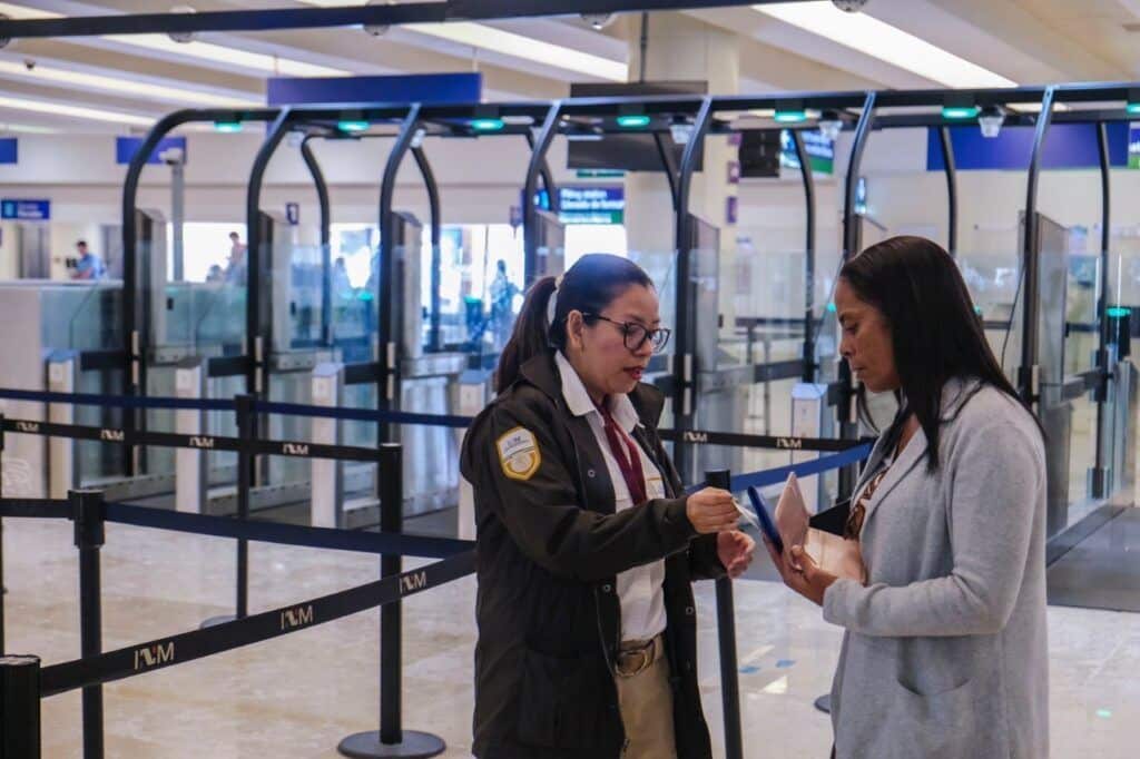 Anuncia Mara Lezama filtro migratorio automatizado en Aeropuerto Internacional de Cancún