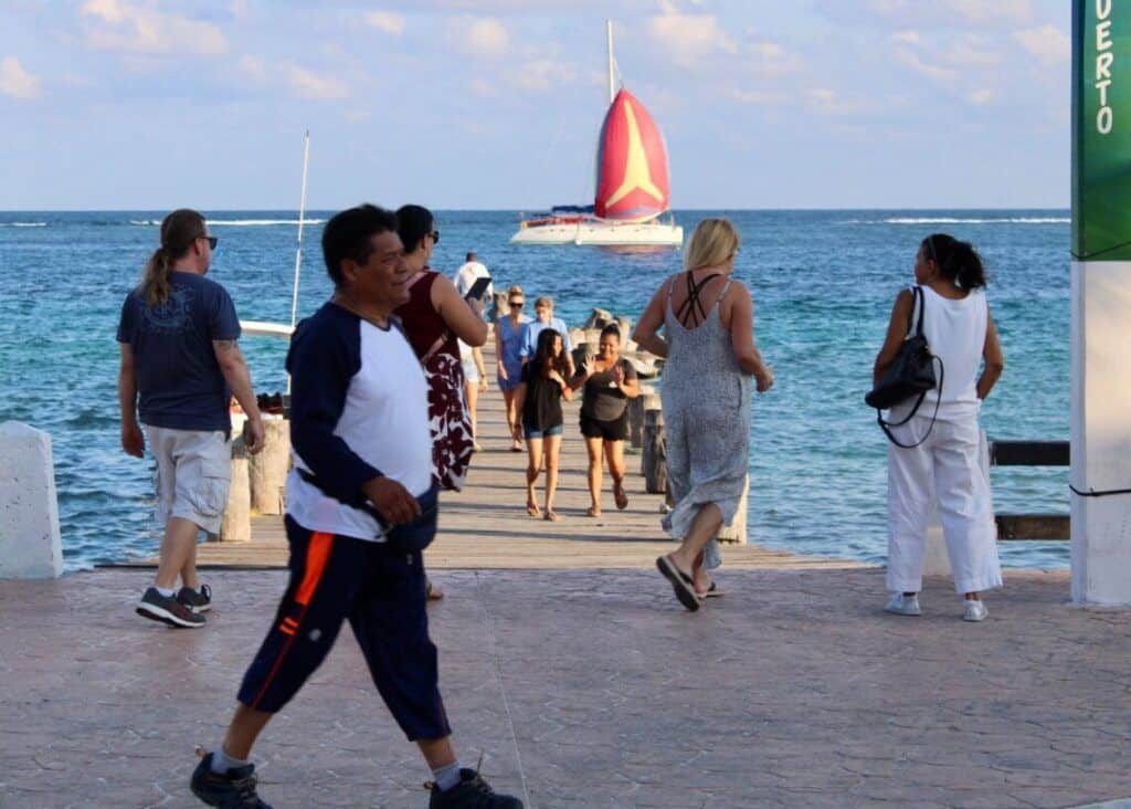 Anuncian vigilancia especial en Playas de Puerto Morelos para las fiestas decembrinas