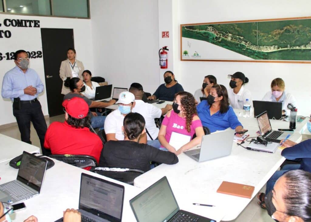 Capacitación constante a personal del Ayuntamiento de Puerto Morelos

