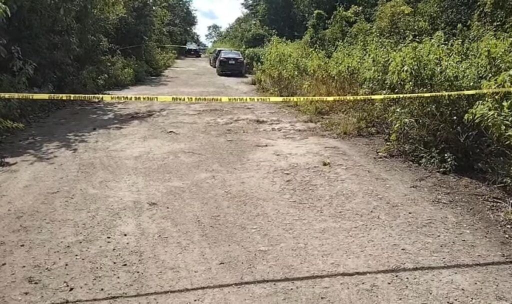 Encuentran cadáver aparentemente maniatado en un área verde de la colonia Cristo Vive de Cancún