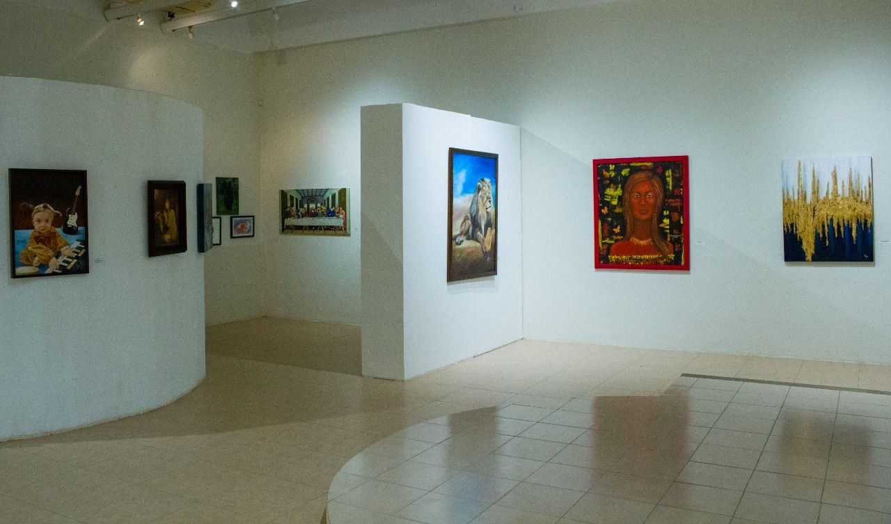 Inauguran exposición visual colectiva del grupo “Punto y Croma”