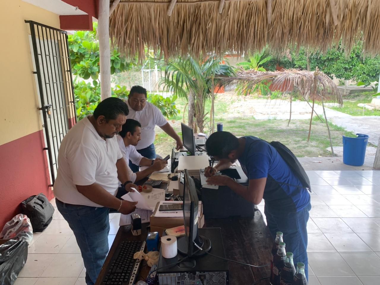 Oficinas móviles del SATQ continúan atendiendo a la población