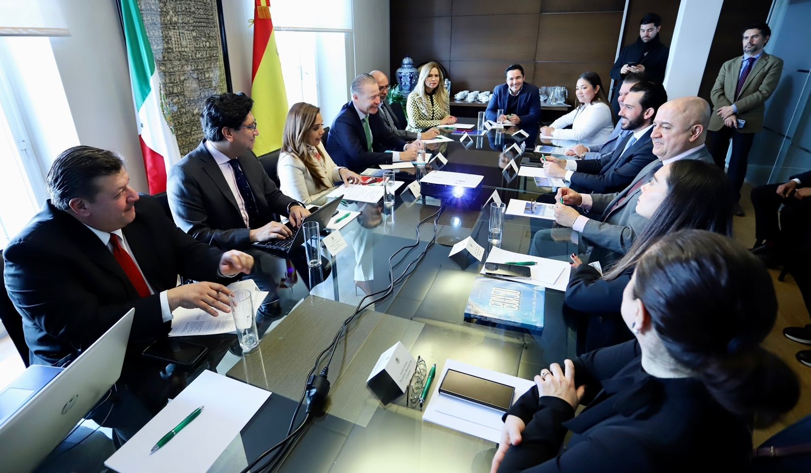 Mara Lezama hace alianza con la Embajada de México en España para promocionar todos los municipios de Quintana Roo