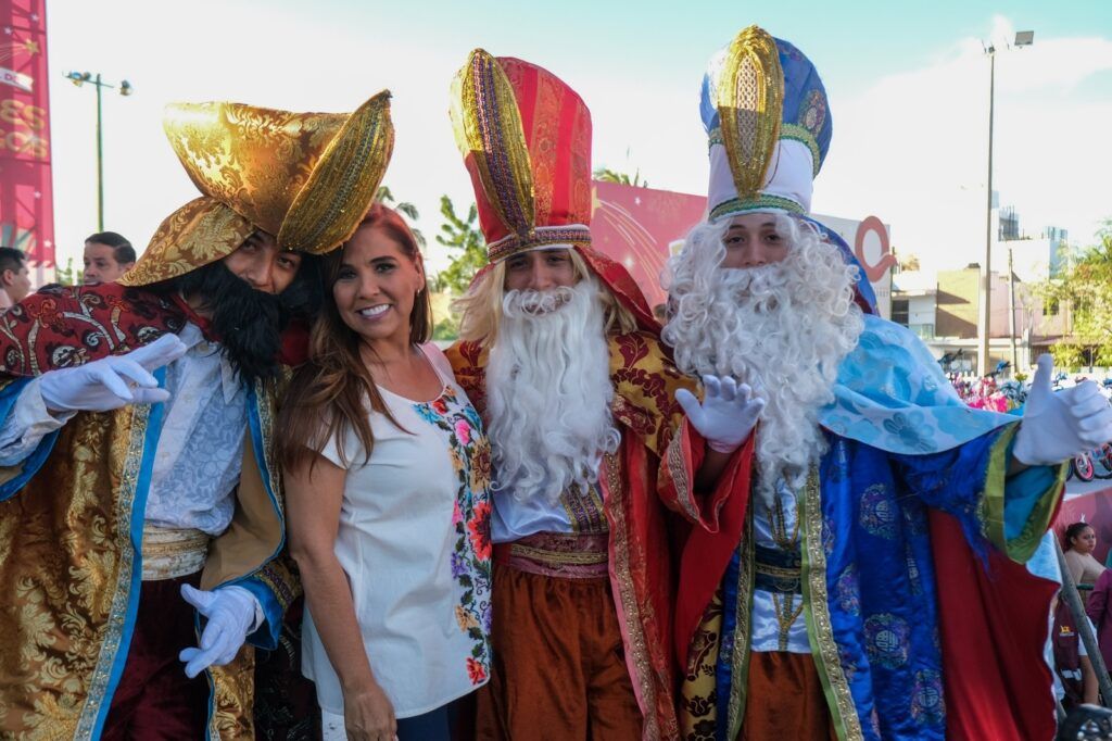 Celebra Mara Lezama Día de Reyes con miles de niñas y niños de Chetumal