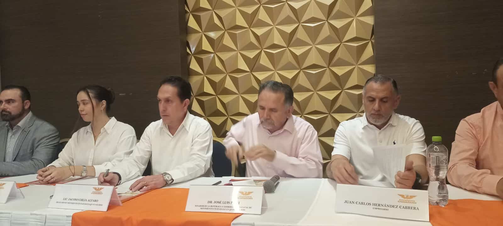 Se suman empresarios a Movimiento Ciudadano