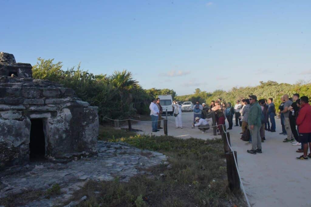 Abrió FPMC las puertas de Punta Sur para observar el fenómeno arqueoastronómico en El Caracol