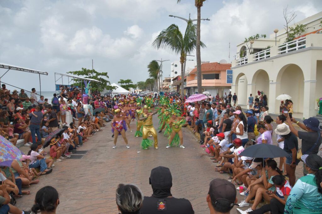 Invitan al “Domingo de Comparsas” en Cozumel