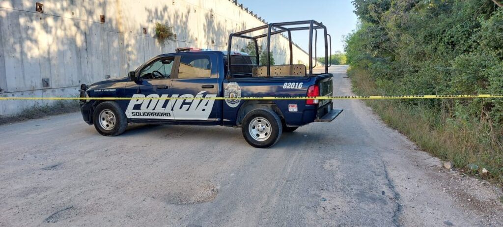 Hallan el cuerpo de una mujer asesinada a la afueras de Playa del Carmen