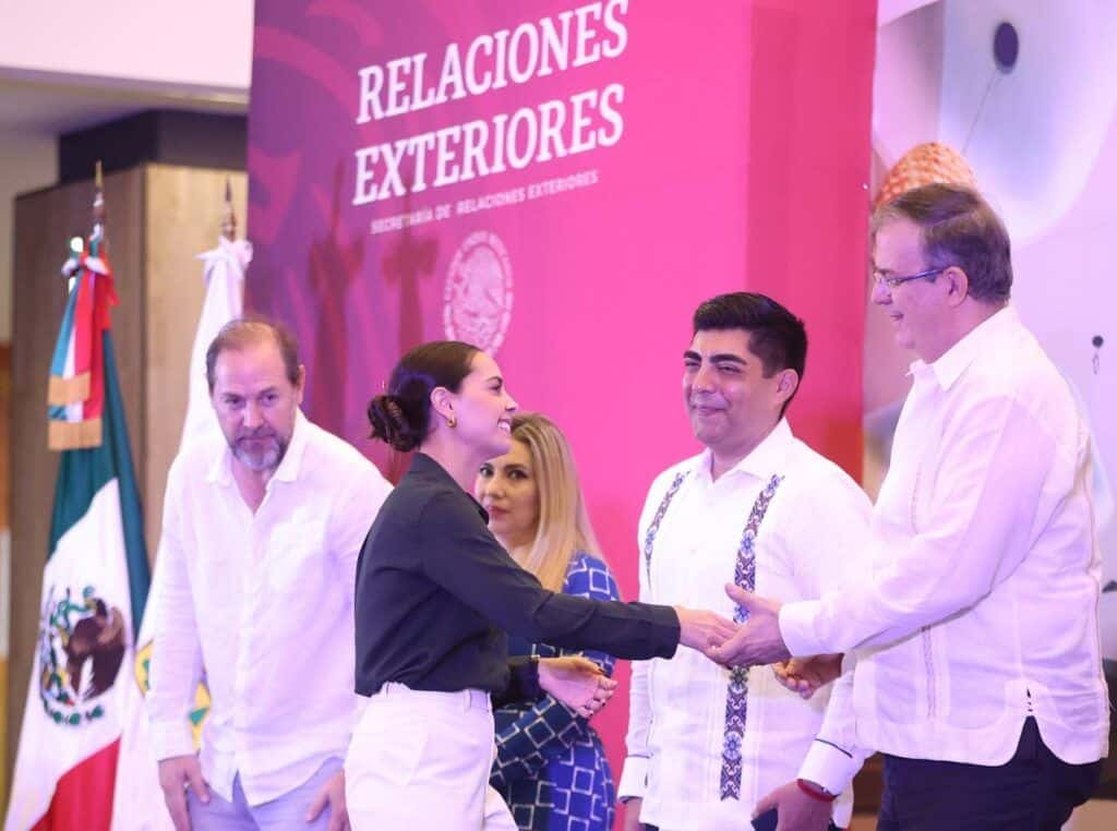 Inauguran nueva oficina de emisión de pasaportes en Cancún