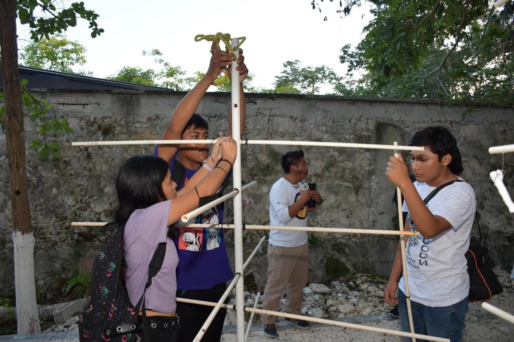 Reciben a los “Guardianes del Mar de Cozumel” en el laboratorio de corales