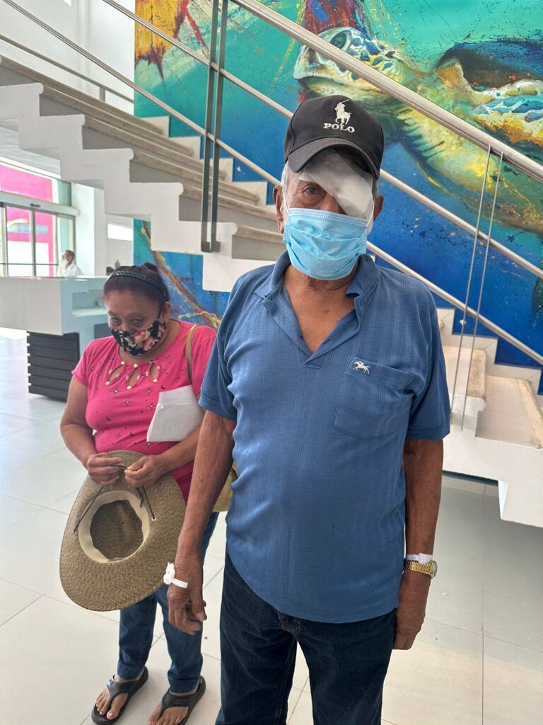 DIF Puerto Morelos beneficia a pobladores con cirugía de cataratas