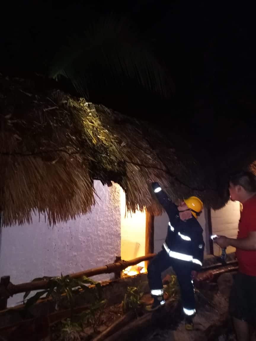 Sufre incendio, otra vez, el hotel 'Mawinmbi' de la isla de Holbox