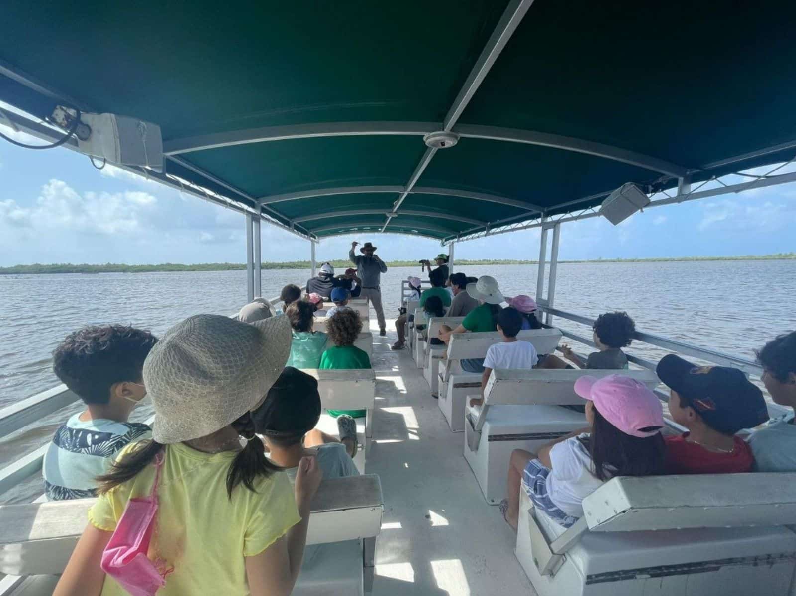“Jóvenes por la Conservación” aprenden experiencias sobre la importancia de los ecosistemas del manglar FPMC