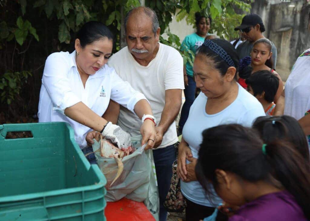 Distribuye Blanca Merari una tonelada de pescado donado para familias de Leona Vicario