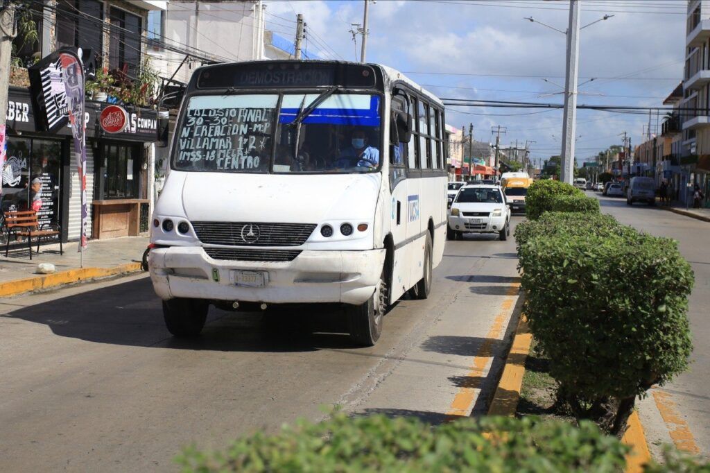 Brinda Municipio de Solidaridad descuento en licencia del servicio público