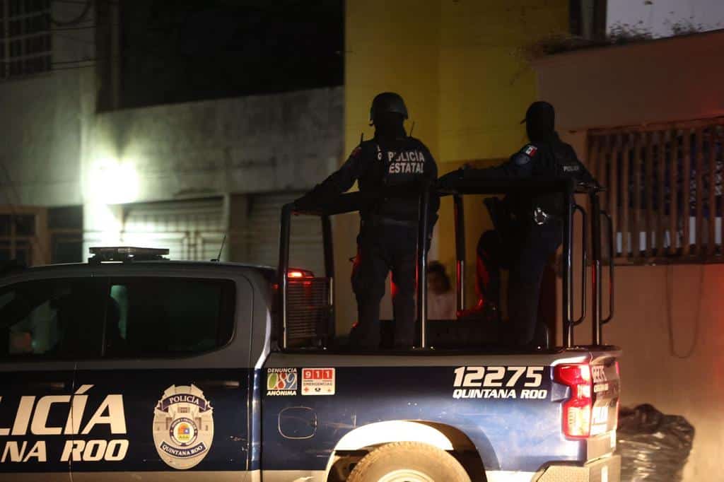 Catean una casa en la Región 91 y detienen a dos presuntos implicados en multihomicidio en la Zona Hotelera