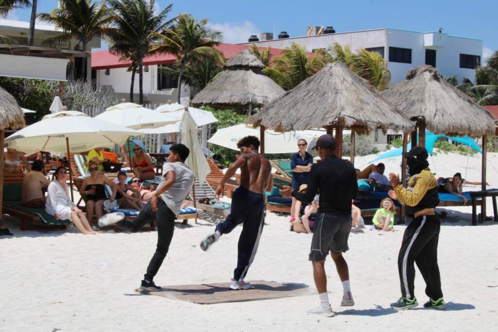 Puerto Morelos vive una gran temporada vacacional de Semana Santa