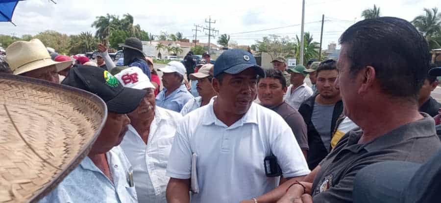 “Chepe” Contreras escucha las necesidades de la zona rural