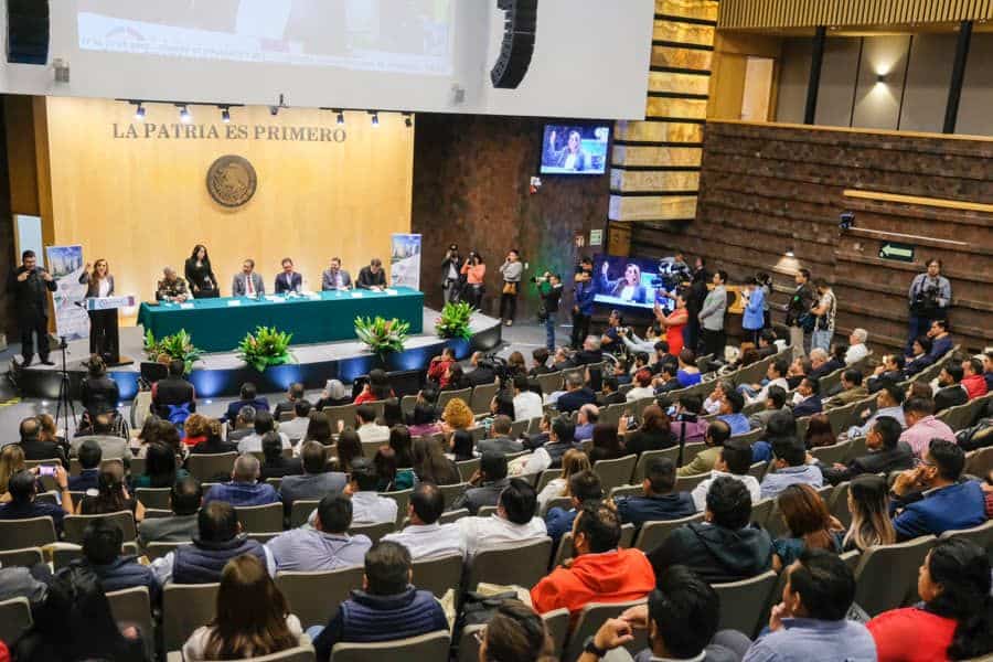 Inaugura Mara Lezama ante diputados, el Foro de Infraestructura Transformadora