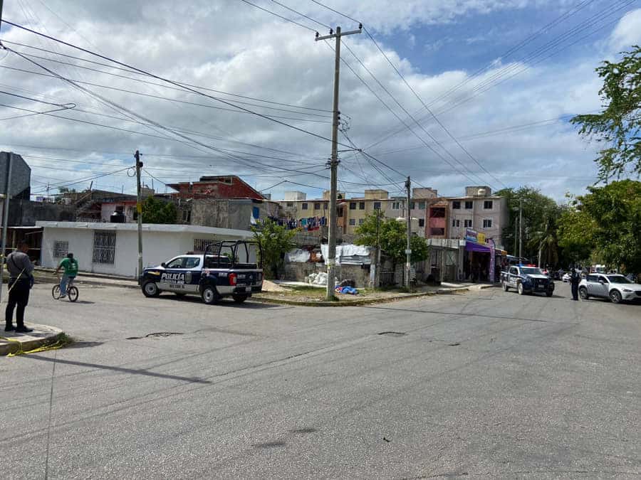 Ataque a balazos deja sin vida a un hombre sobre la avenida Industrial.