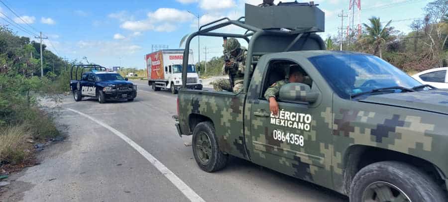 Hallan ejecutado a un presunto taxista cerca del Hotel Nickelodeon, en Playa del Carmen