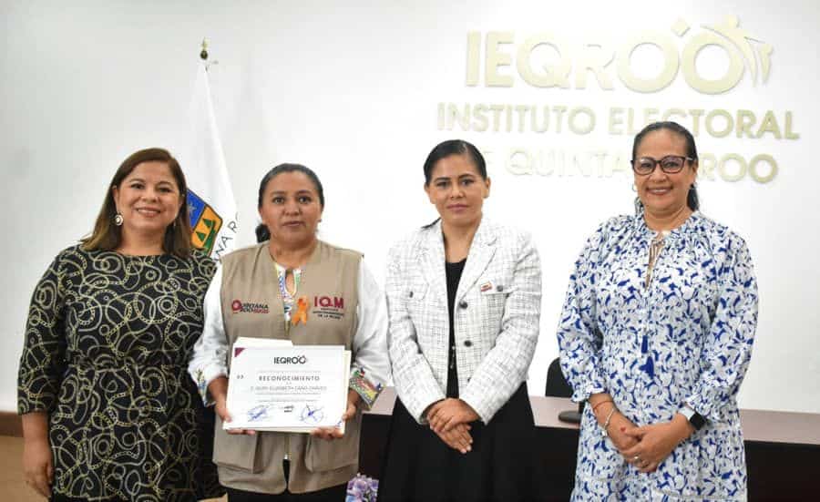 Firman convenio IEQROO-IQM para prevenir violencia contra la mujer.