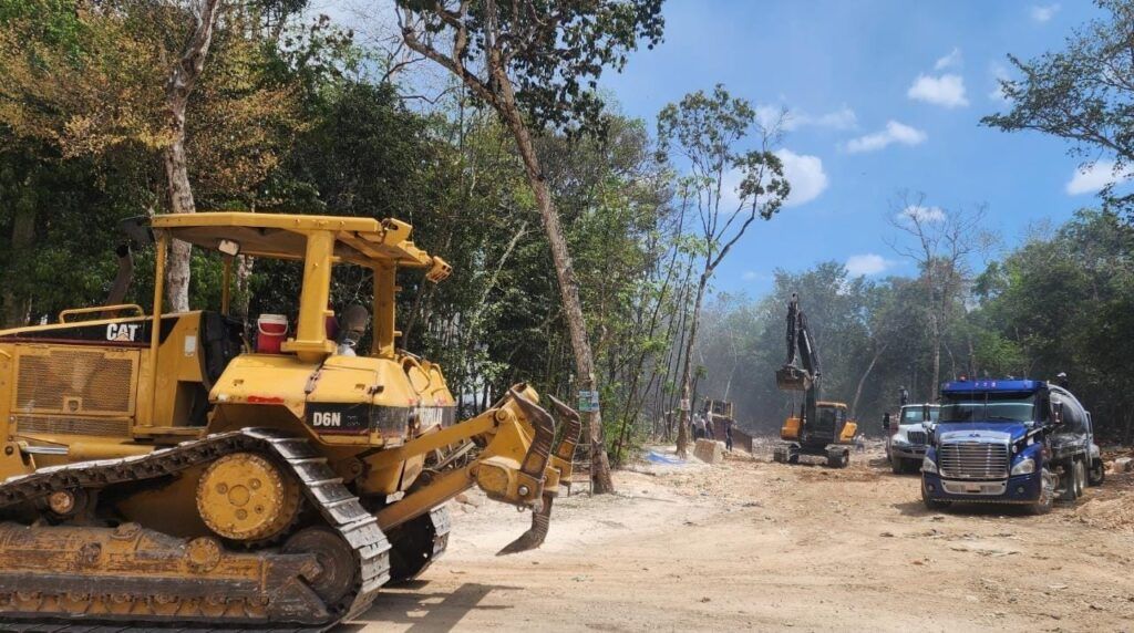 Controlan al 100% incendio en el basurero de Tulum