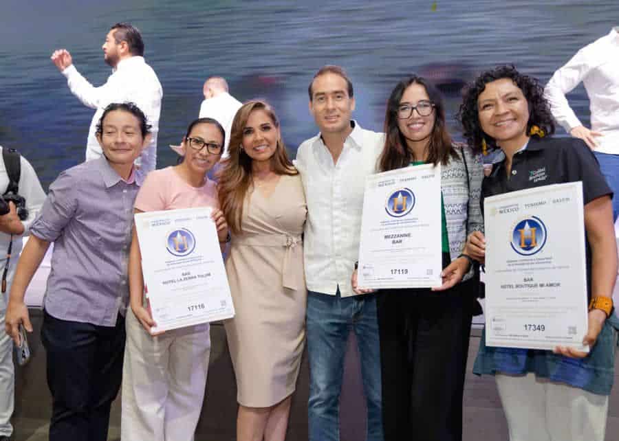 Reconocen calidad turística de empresas del Caribe Mexicano