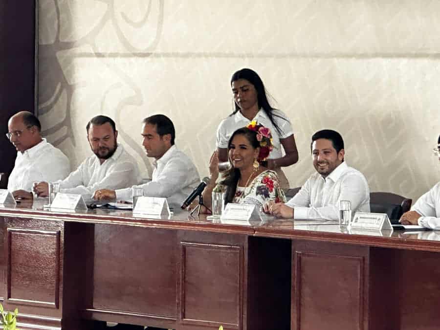 Con mensaje de unidad, marcan el 15 aniversario de Tulum como municipio