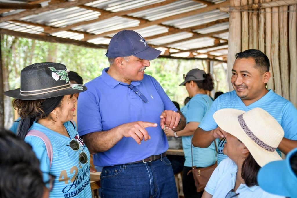 Educación base de la grandeza de las naciones emergentes