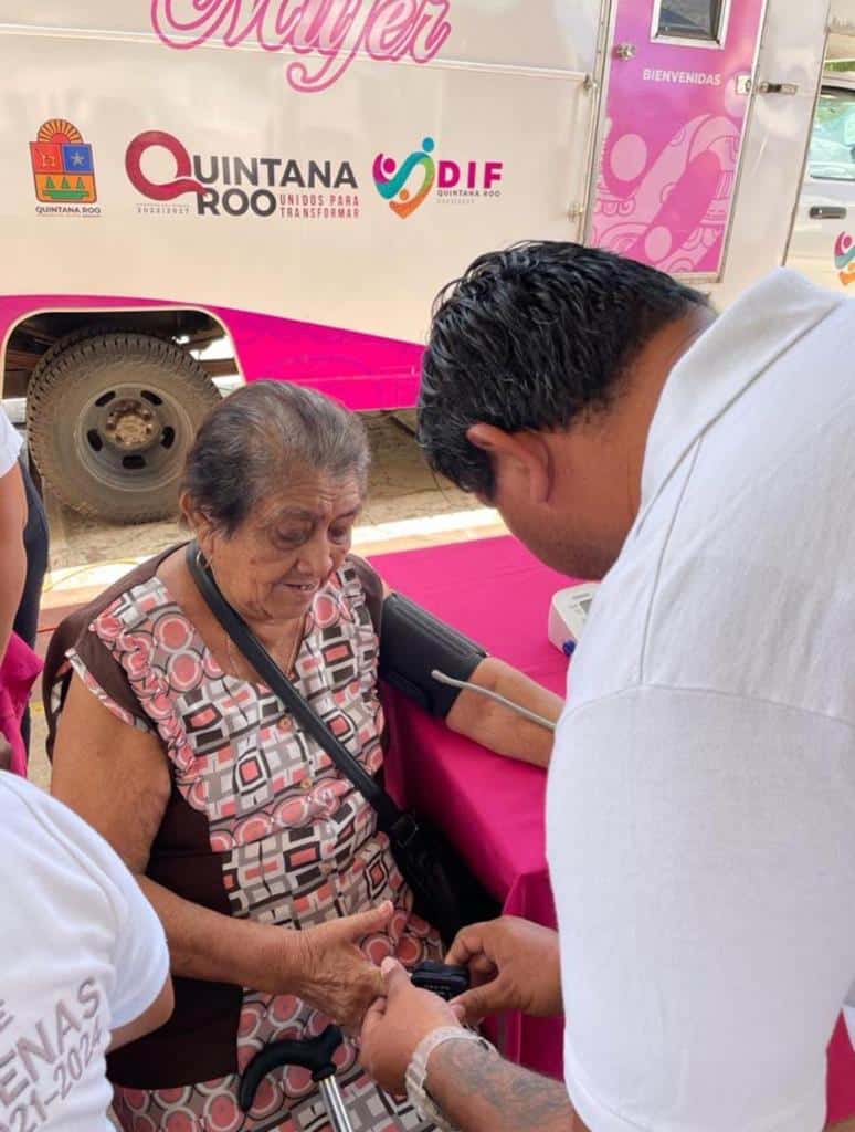 El DIF Quintana Roo acerca la "Feria de Servicios Asistenciales" para personas mayores a Lázaro Cárdenas