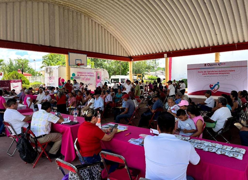 El DIF Quintana Roo acerca la "Feria de Servicios Asistenciales" para personas mayores a Lázaro Cárdenas