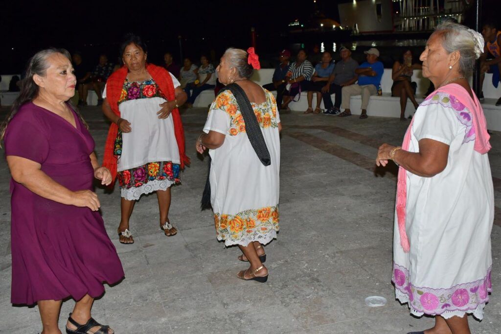 Fundación de Parques y Museos organiza una Cana al Aire para madres de familia