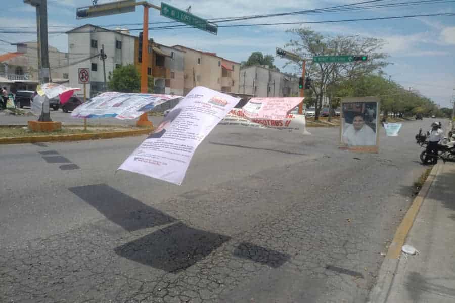 Bloquean la avenida Nichupté por segunda vez, por el caso Fernanda Cayetana