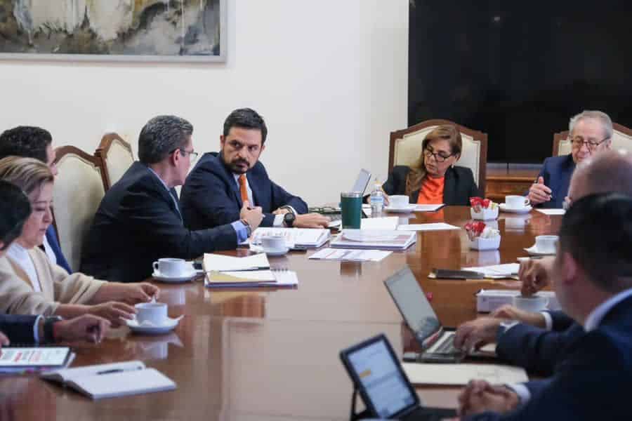 Mara Lezama se reúne con Zoé Robledo, director general del IMSS