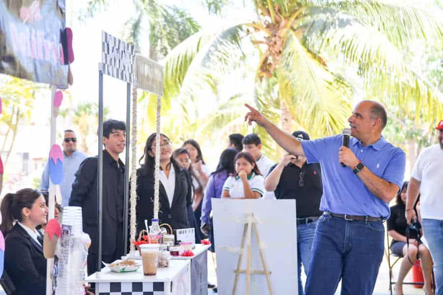 Las obras que realiza AMLO en Tulum ofertan miles de empleos y generarán empresas