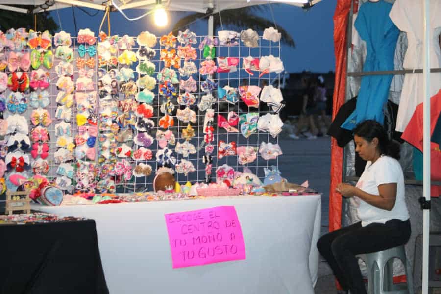 Bazar IMES recibe gran aceptación de la ciudadanía