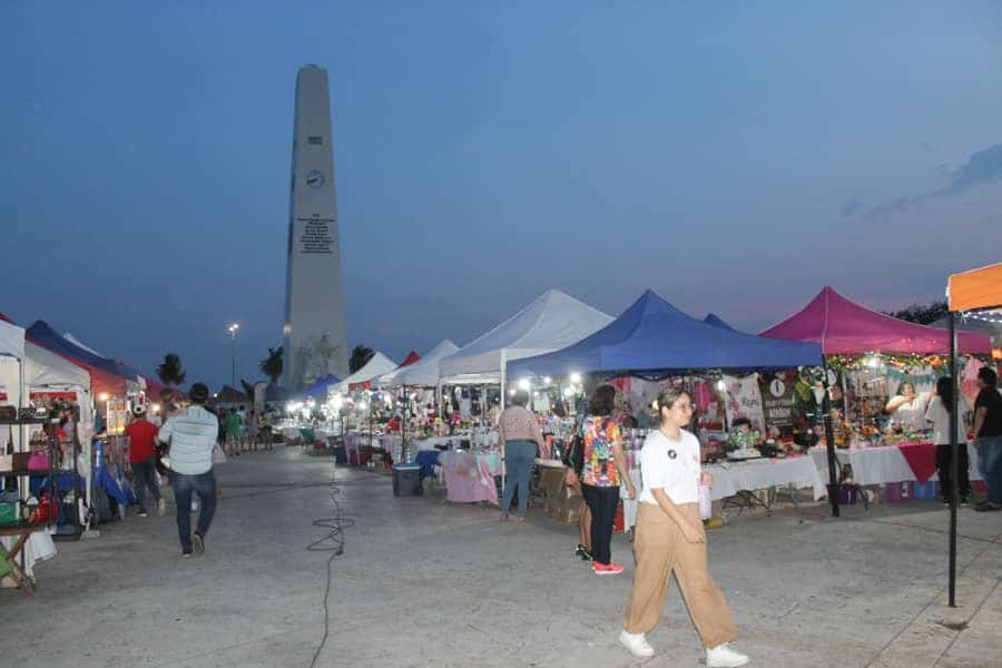 Bazar IMES recibe gran aceptación de la ciudadanía