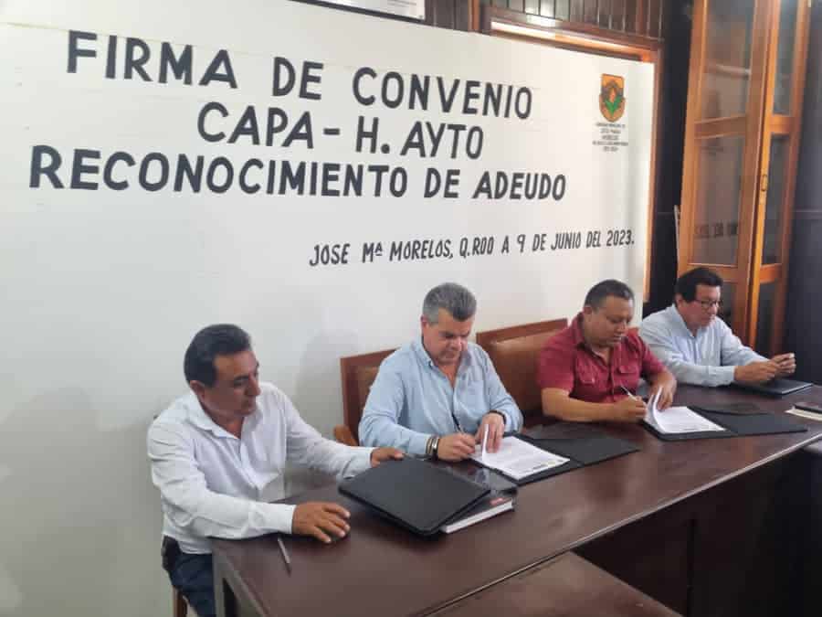 Ayuntamiento de José María Morelos signa convenio con CAPA para regularizar adeudo municipal de agua potable