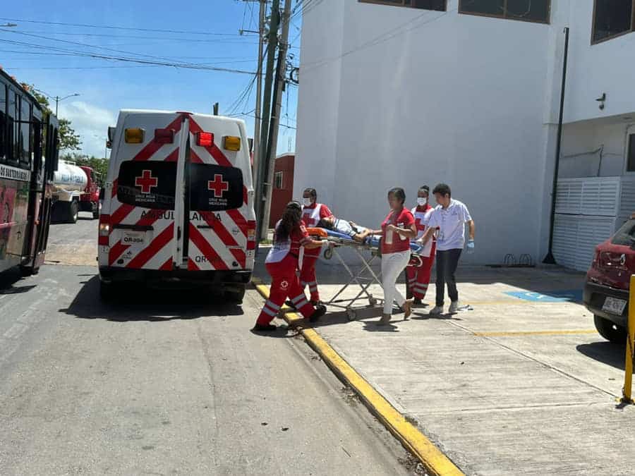 Estudiantes de Enfermería terminan 'Noqueadas' al sacarse más de medio litro de §∆ng®e