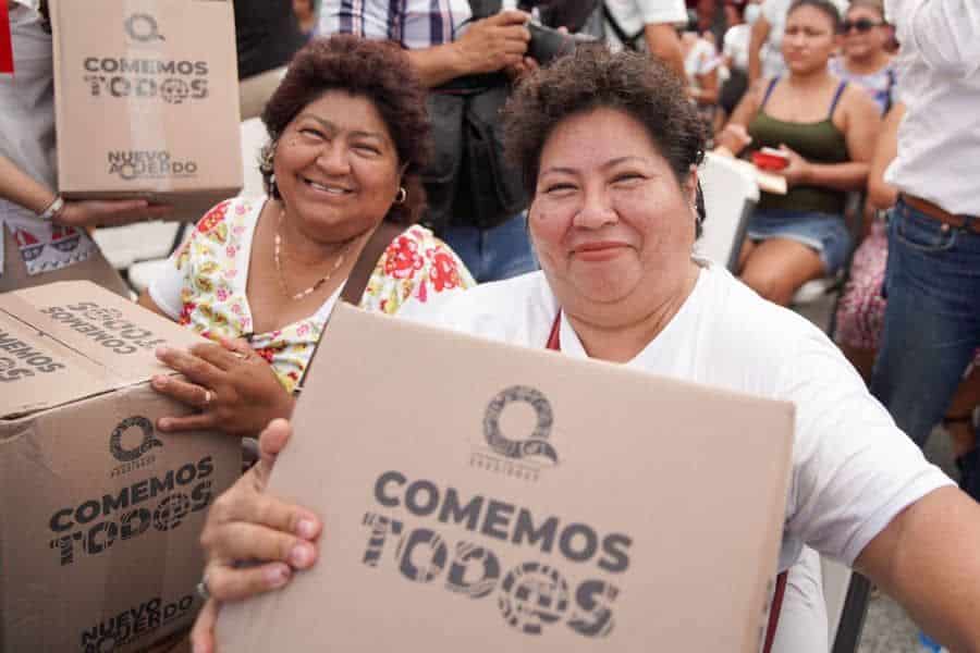 Mil 620 apoyos de “Mujer es Vida” se entregaron en Isla Mujeres