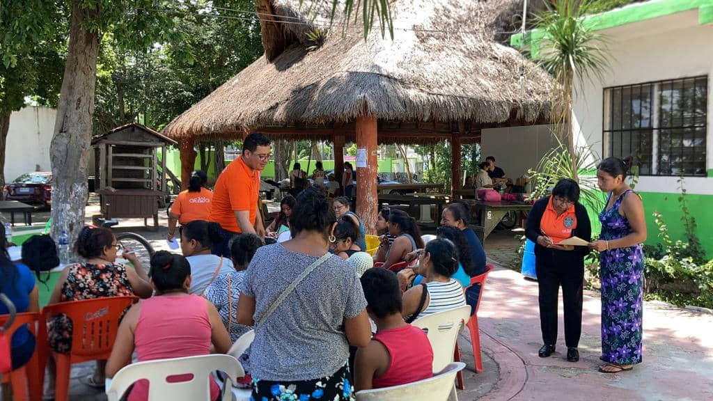 Imparte GEAVIG Puerto Morelos pláticas sobre autoestima a mujeres víctimas de violencia